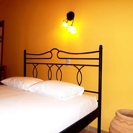Ferienwohnung Heliofili Finikounda Exterior foto
